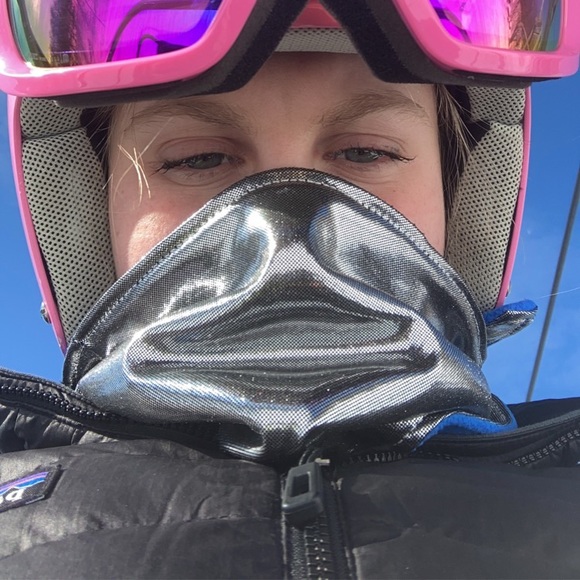 Pink shiny ski neck warmer - Picture 3 of 3